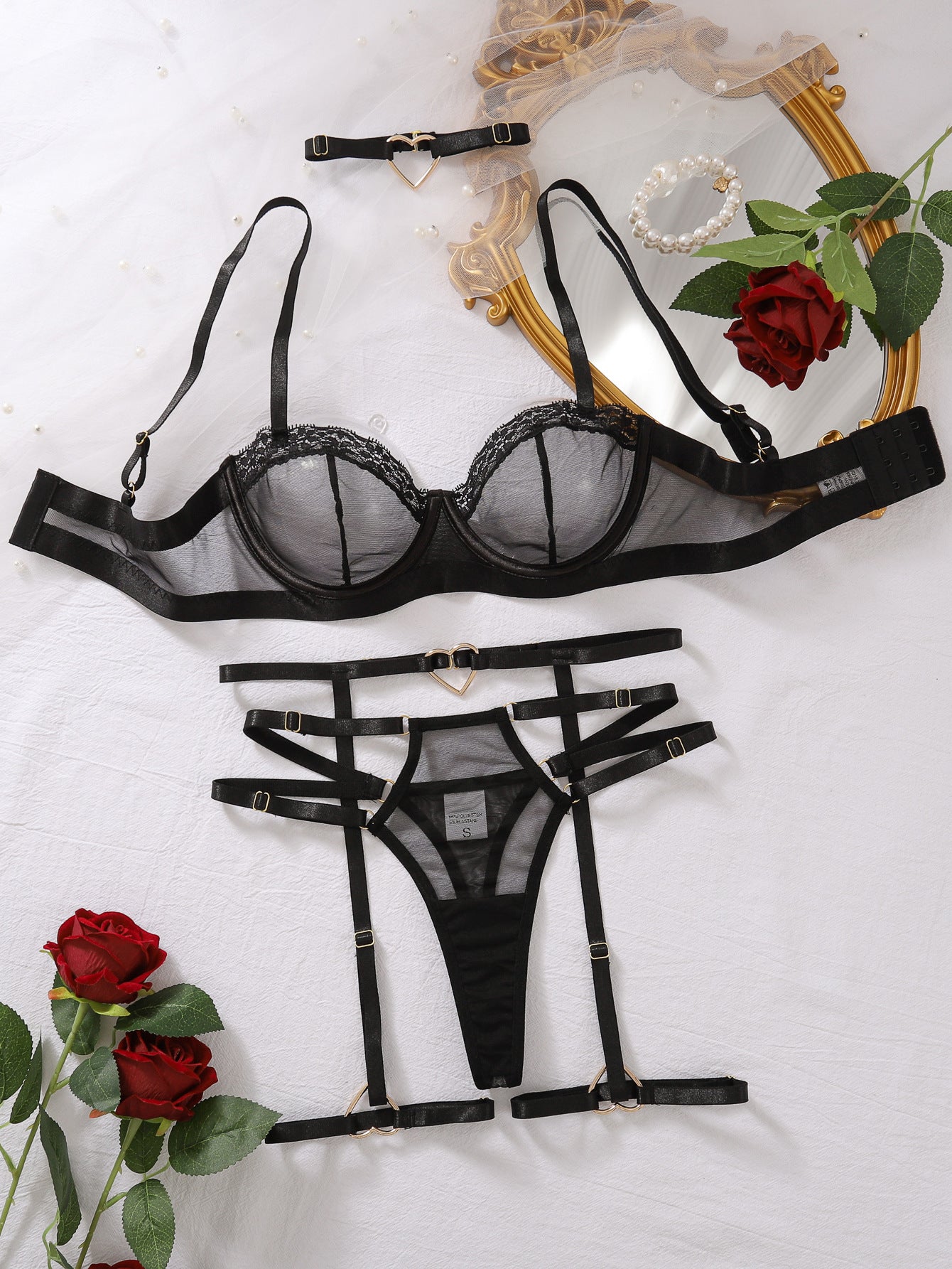Summer Lightweight Sexy Lingerie Set Sheer Mesh Love Metal Buckle Sexy Four Piece Set for Women