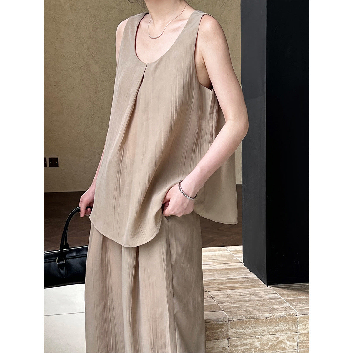 Light Luxury High Grade Sleeveless Camisole Drooping Wide Leg Pants Two Piece Set Women Summer